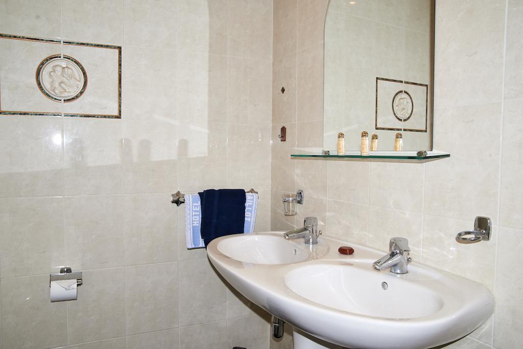 Hotel Maillot Neuilly-sur-Seine Εξωτερικό φωτογραφία